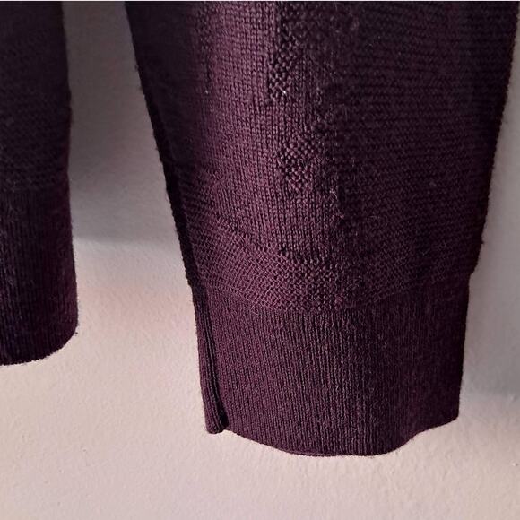 Ted Baker Dark Plum Embossed Floral Long Sleeve Crewneck Sweater -Size 5 (US XL) - Picture 10 of 12